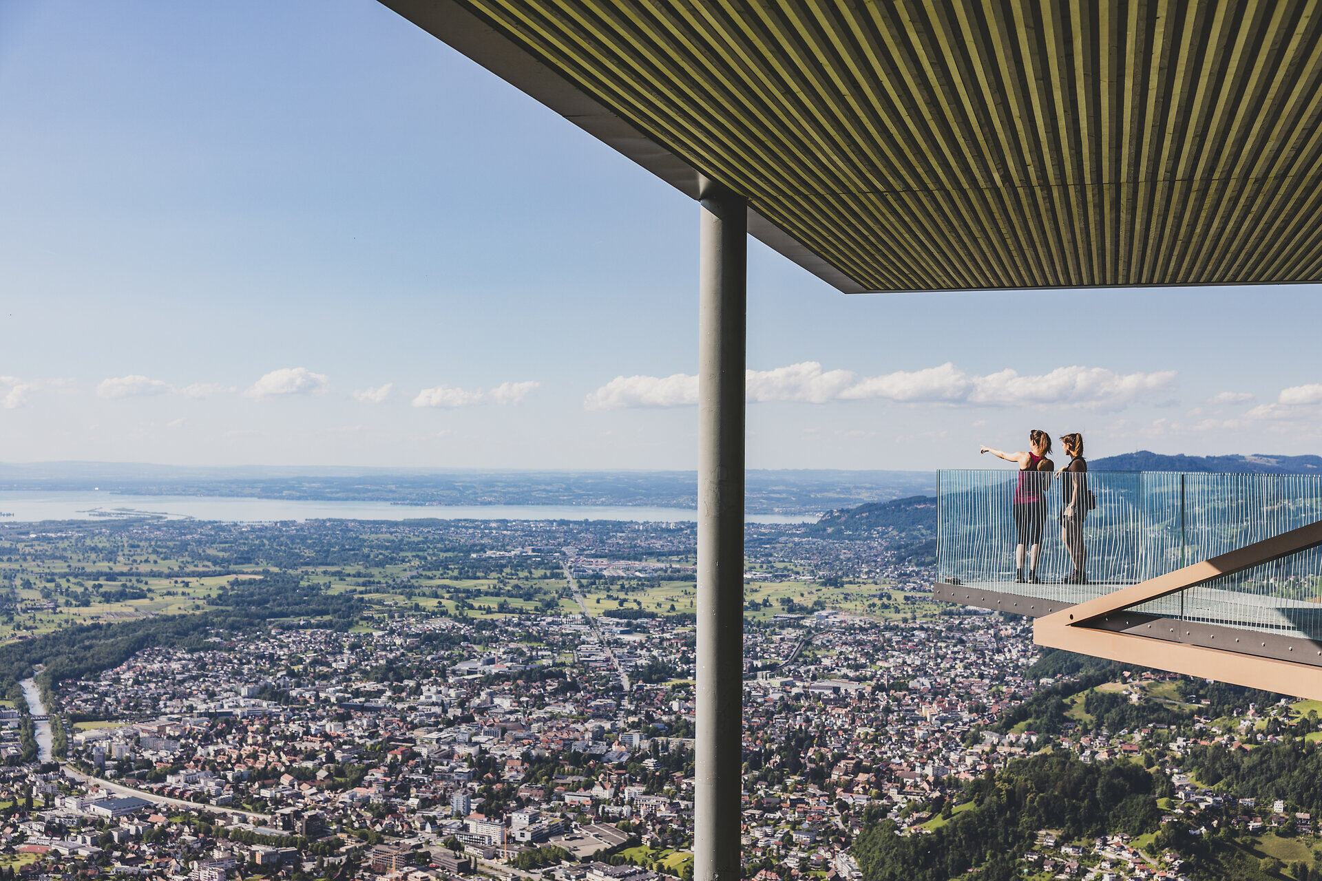 Wandern-Karren-c-buero-magma.at-Bodensee-Vorarlberg-Tourismus-1